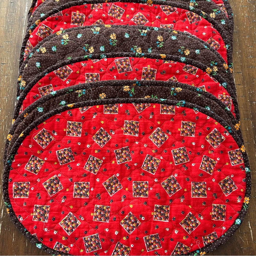 Vintage Red and Brown Floral‎ Calico Quilted Reversible Placemats, Set of 8